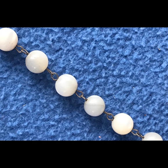 ANTIQUE MOP Beaded Necklace Opaline Translucent - Picture 6 of 8